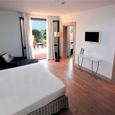 Отель Donnafugata Golf & 5*