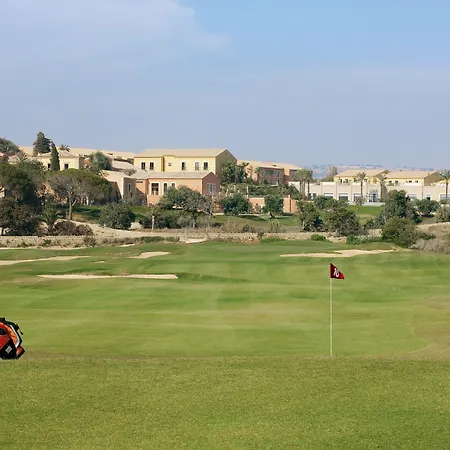 Donnafugata Golf & ホテル 5*